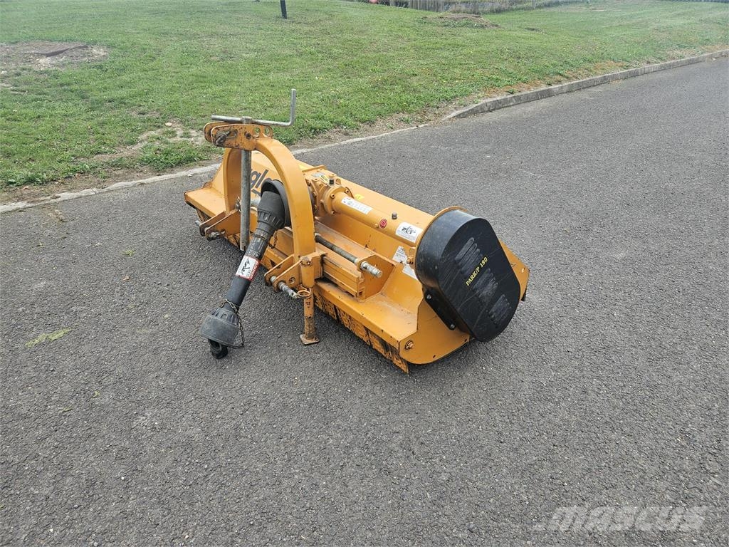  Park/P 180 Pasture mowers and toppers
