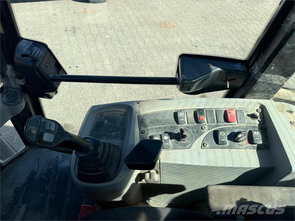 CAT 907H2 Schnellwechsler Allrad Фронтальные погрузчики