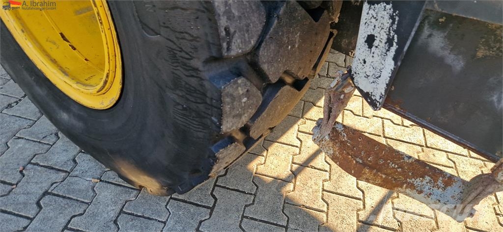 Komatsu WA 200 technische Wartung beim Komatsu Service Ładowarki kołowe