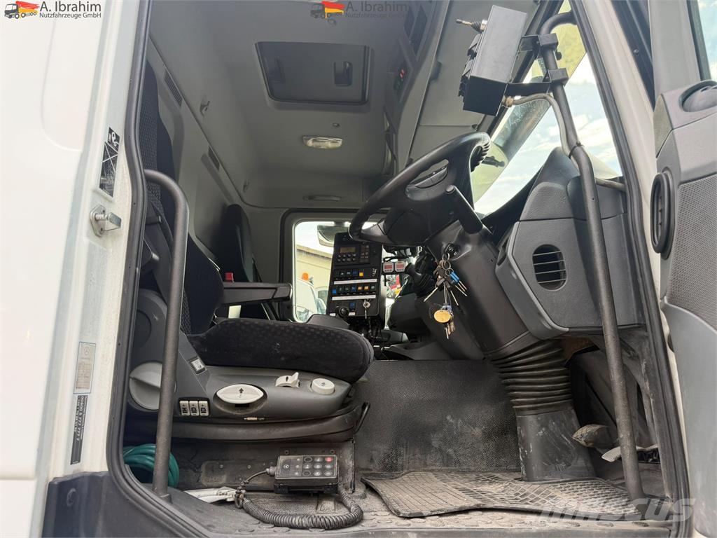 Mercedes-Benz Actros 2544 Strassenreiniger FAUN Viajet 12RH Aufb Maturatori