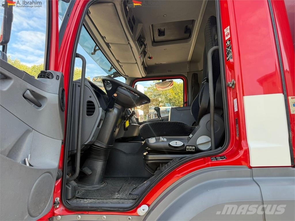 Mercedes-Benz Axor 1829L Staplerhalterung Schiebeplane Türen hin شاحنات بغطاء جانبي