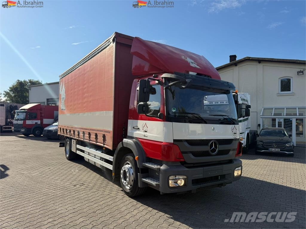 Mercedes-Benz Axor 1829L Staplerhalterung Schiebeplane Türen hin شاحنات بغطاء جانبي