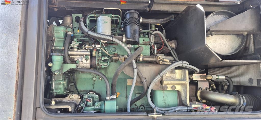 Volvo EW160 Schnellwechsler 2xLöffel Straßenzulassung Bagri na kolesih