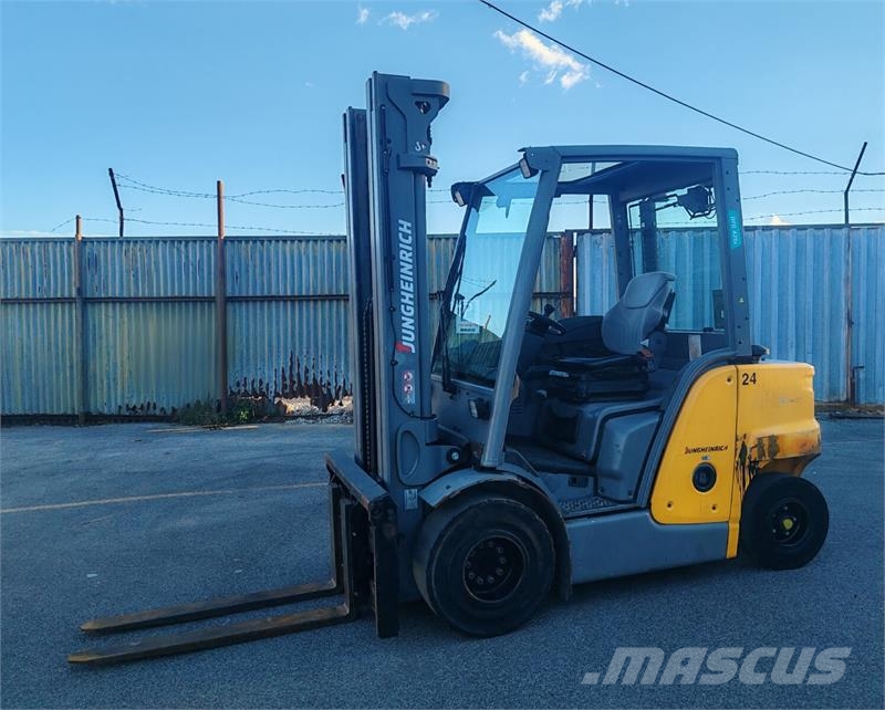Jungheinrich DFG 425s 5.5m/ 4v/ 4371mh Dīzeļa autoiekrāvēji