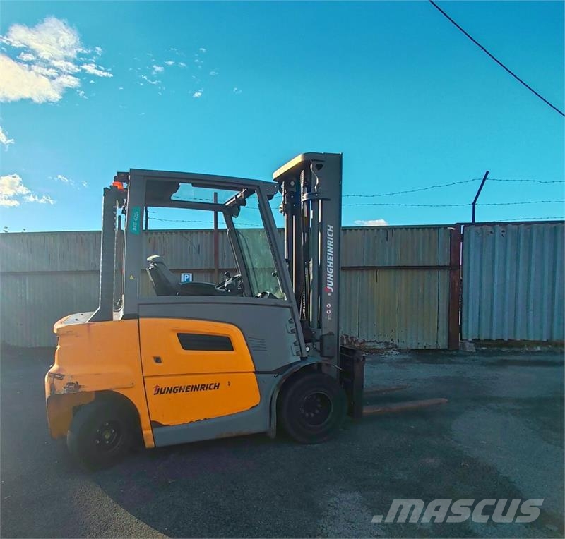 Jungheinrich DFG 425s 5.5m/ 4v/ 4371mh Dīzeļa autoiekrāvēji