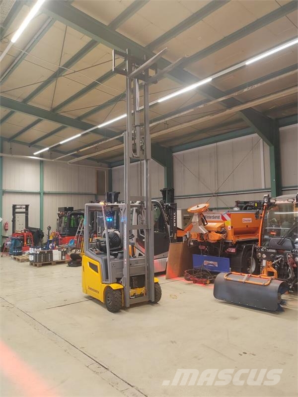 Jungheinrich EFG 215 Električni viličarji
