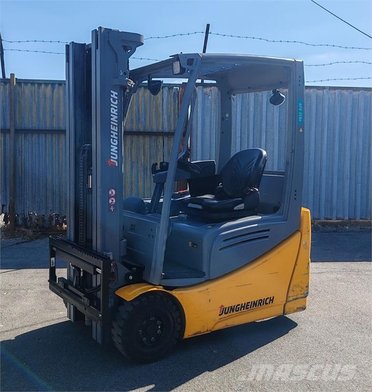 Jungheinrich EFG 216k 880mh/ 4.6m/ 2021y Další