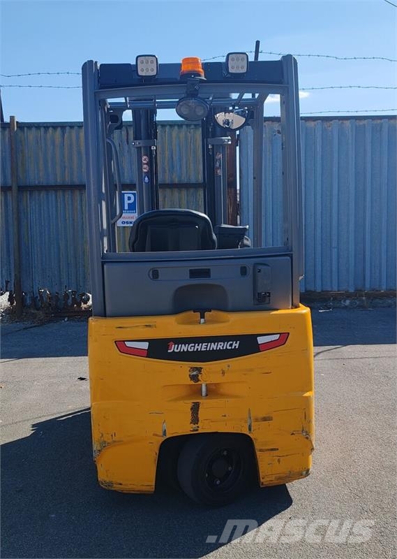 Jungheinrich EFG 216k 880mh/ 4.6m/ 2021y Další