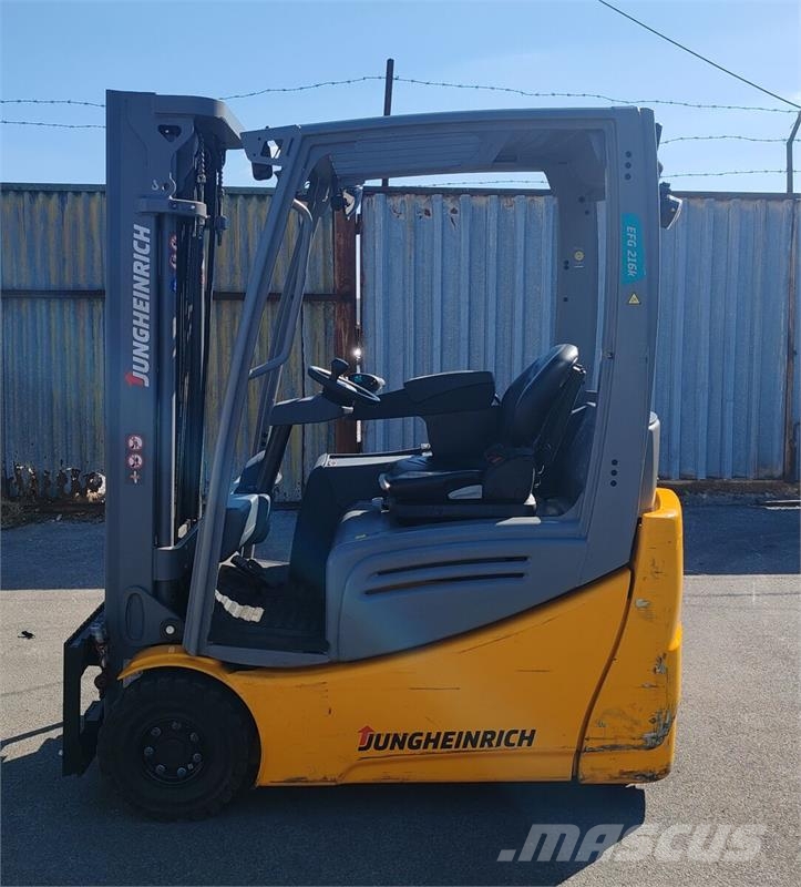 Jungheinrich EFG 216k 880mh/ 4.6m/ 2021y Další