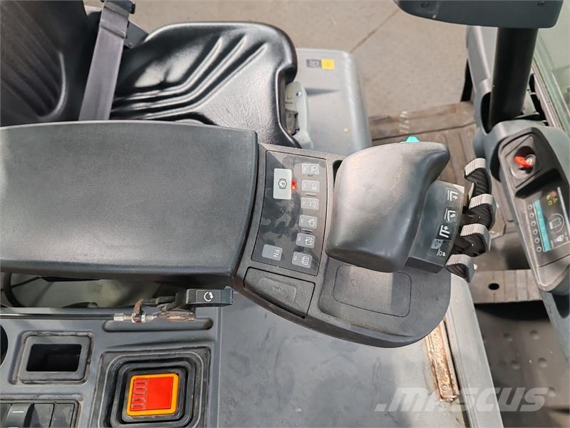 Jungheinrich EFG 316k li-ion/ 4v/ 1819mh/ 2022y معدات الرفع منخفض المستوى