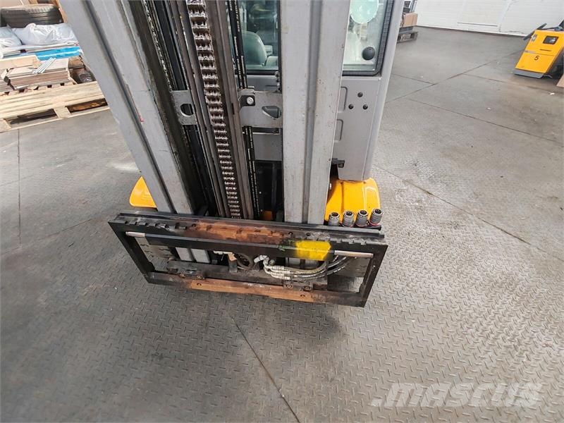 Jungheinrich EFG 316k li-ion/ 4v/ 1819mh/ 2022y معدات الرفع منخفض المستوى