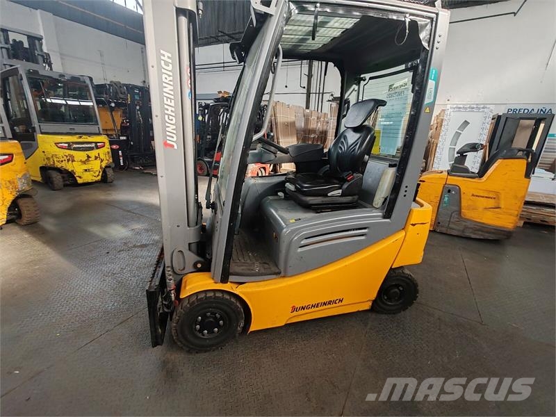 Jungheinrich EFG 316k li-ion/ 4v/ 1819mh/ 2022y معدات الرفع منخفض المستوى