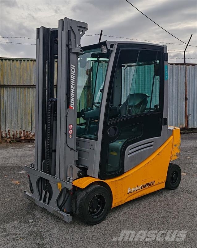 Jungheinrich EFG 320 4.8m/ 3728mh/ 4v Електрически вилични кари-повдигачи