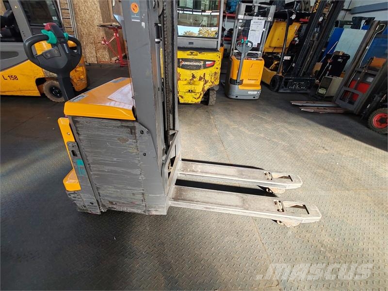 Jungheinrich EJD 120 2021y/ 2m/ 3703mh Gerbeurs manuel