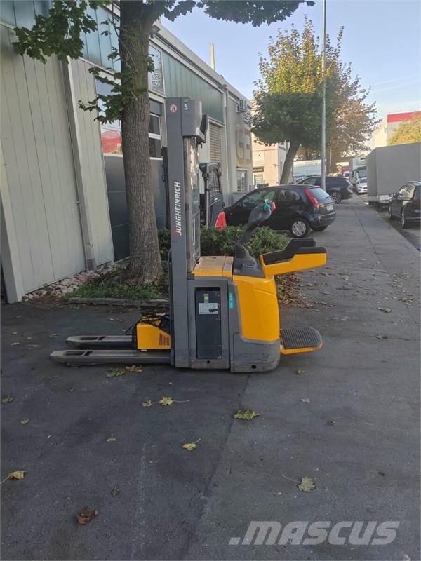 Jungheinrich ERC 214z Ročni paletni viličarji