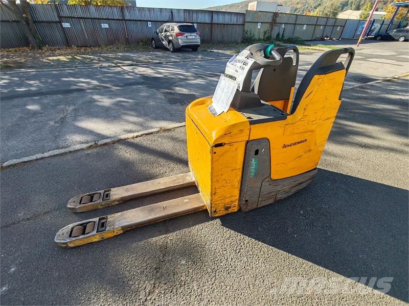 Jungheinrich ERE 120 Nízkozdvižný vozík