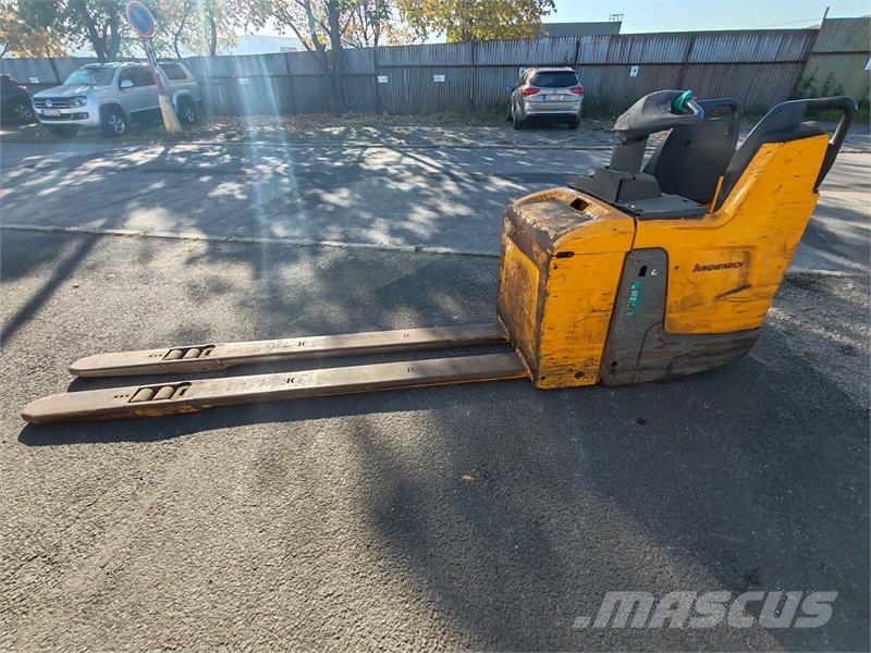 Jungheinrich ERE 120 /2020y/ 2400mm/ 4618h Штабелери