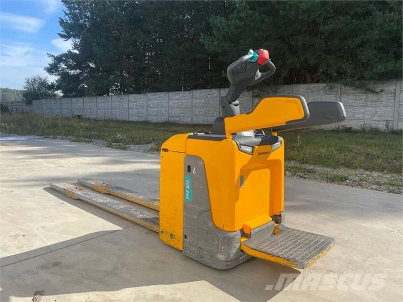Jungheinrich ERE 120 2400mm 50% batt 경량 리프터