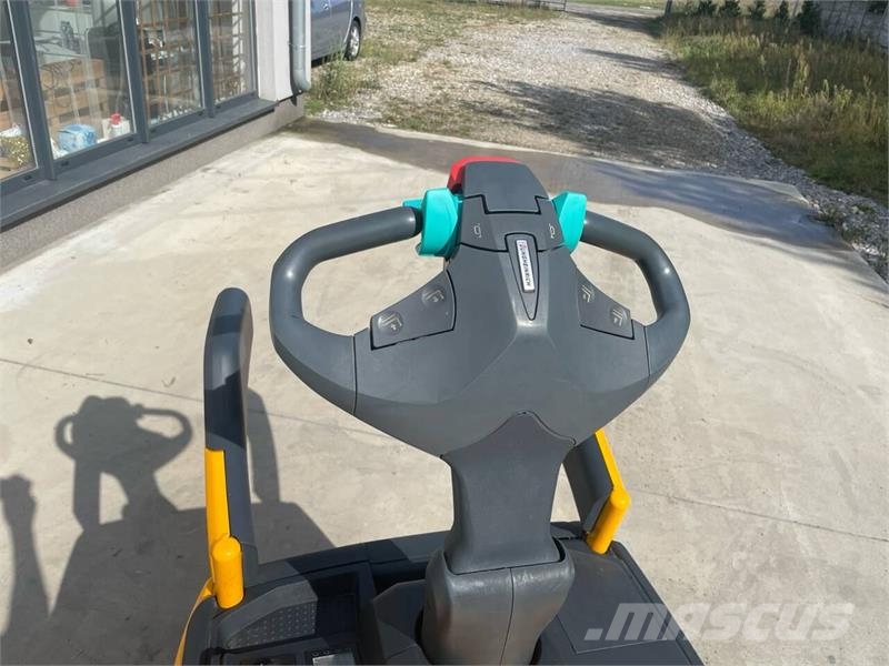 Jungheinrich ERE 120 2400mm 50% batt 경량 리프터