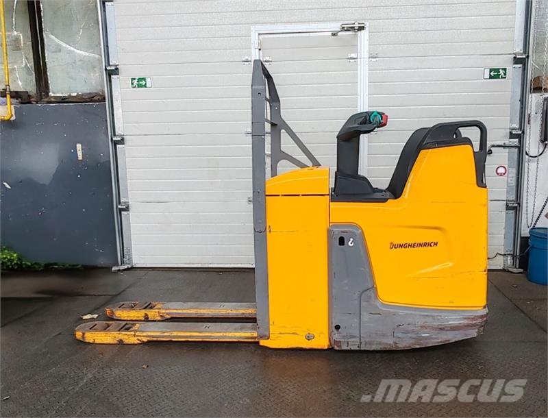 Jungheinrich ERE 225 2021y/ 2305mh Srednopodizni komisioni viličar