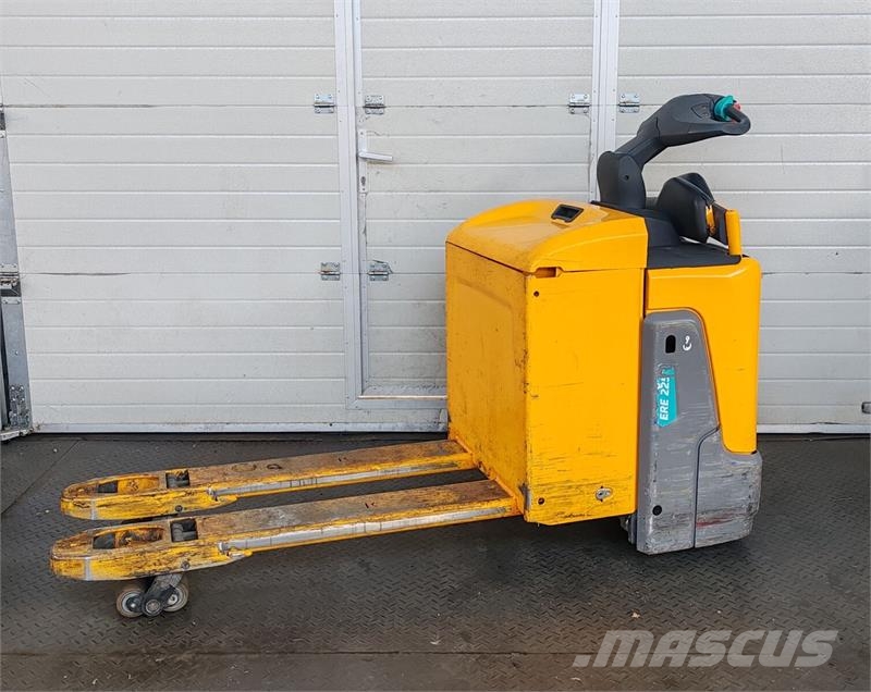 Jungheinrich ERE 225 KP Electro-pallettrucks