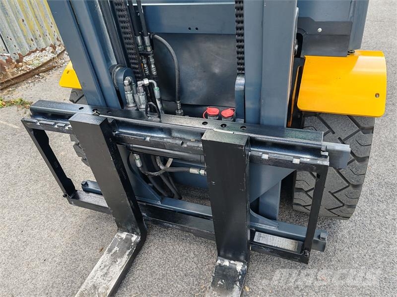 Jungheinrich TFG 430s 1555h/ 4.3m/ 4v Other