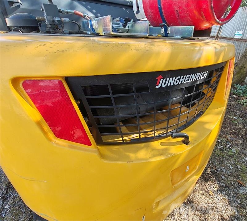 Jungheinrich TFG 545s Chariots GPL
