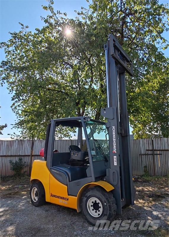 Jungheinrich TFG 545s Chariots GPL