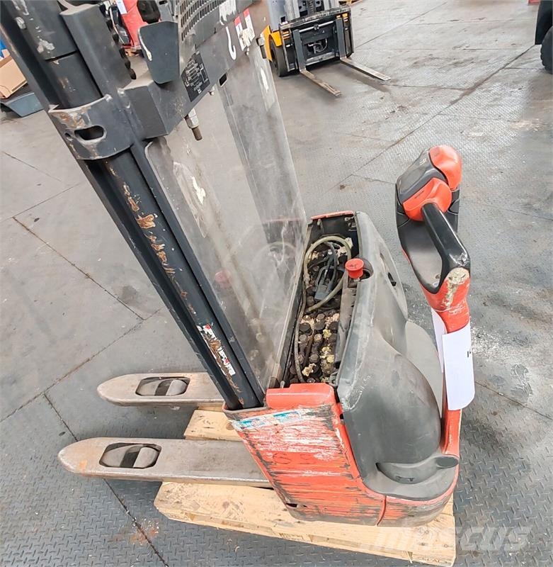Linde L10 bad battery Ručni paletni viljuškari