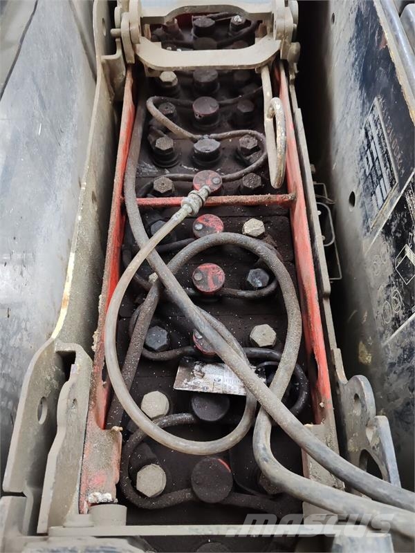 Linde L12 battery problem Ručni paletni viljuškari