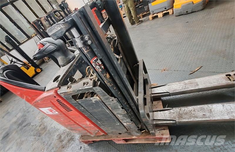 Linde L12 battery problem Ručni paletni viljuškari
