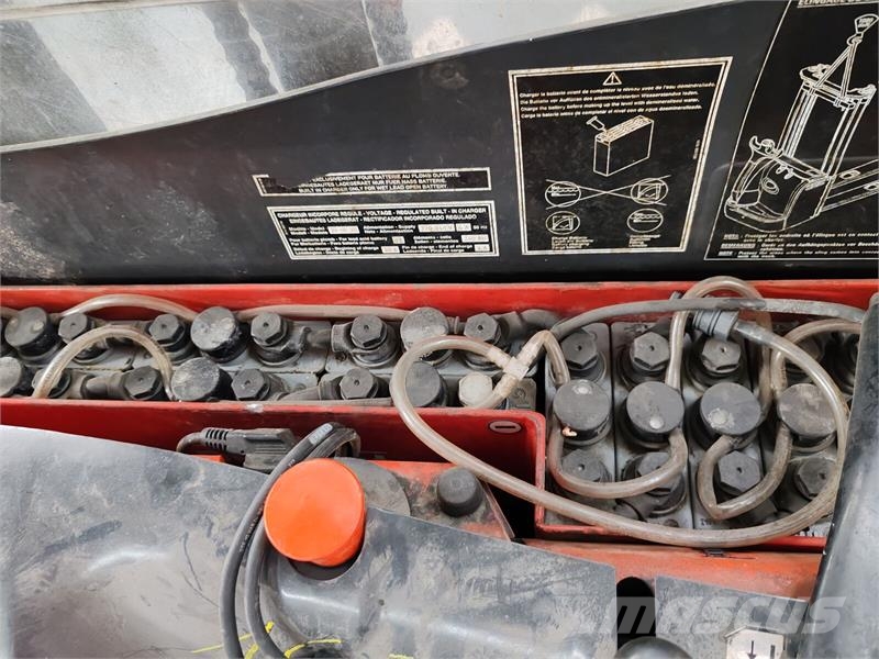 Linde L12 defect Ručni paletni viljuškari