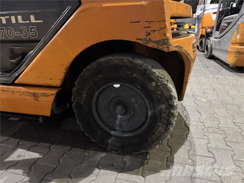 Still R70-35 defekt Dizelski viljuškari