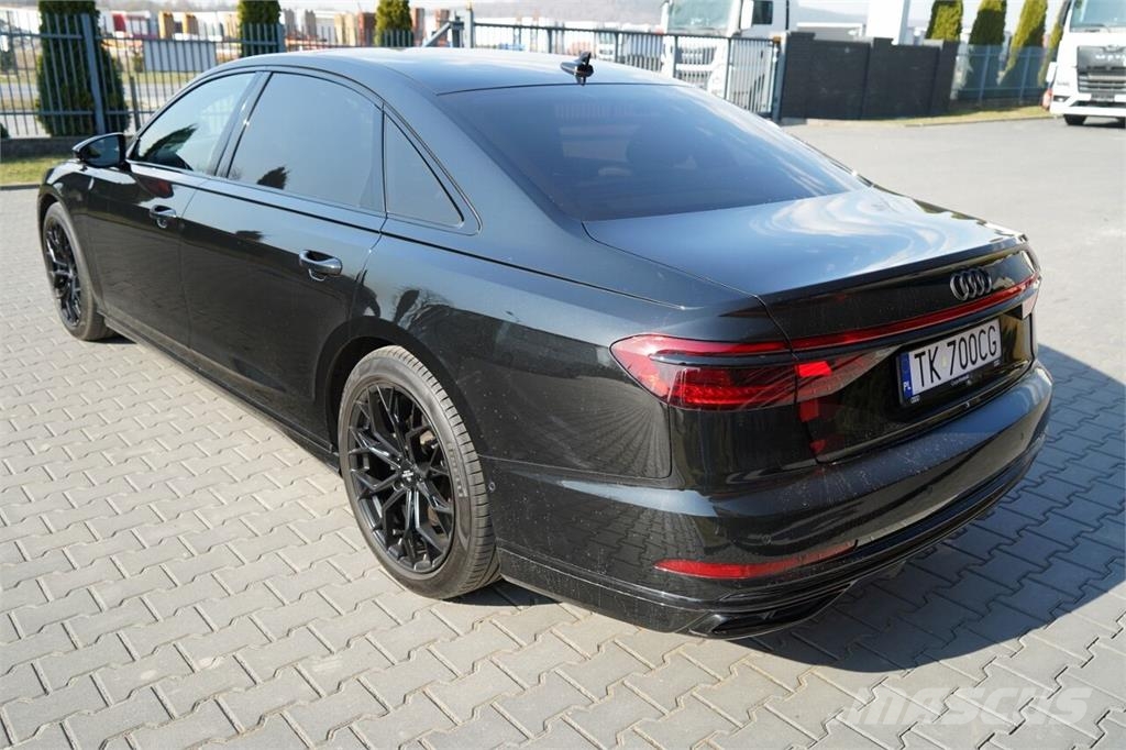 Audi A8 Lengvieji automobiliai