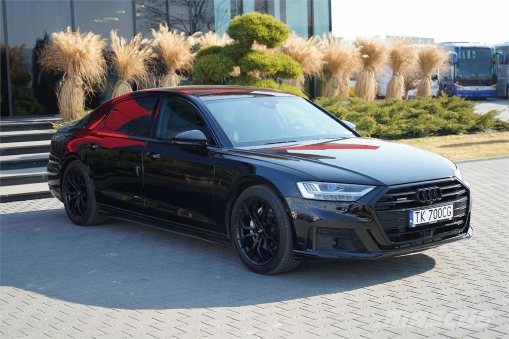 Audi A8 Lengvieji automobiliai