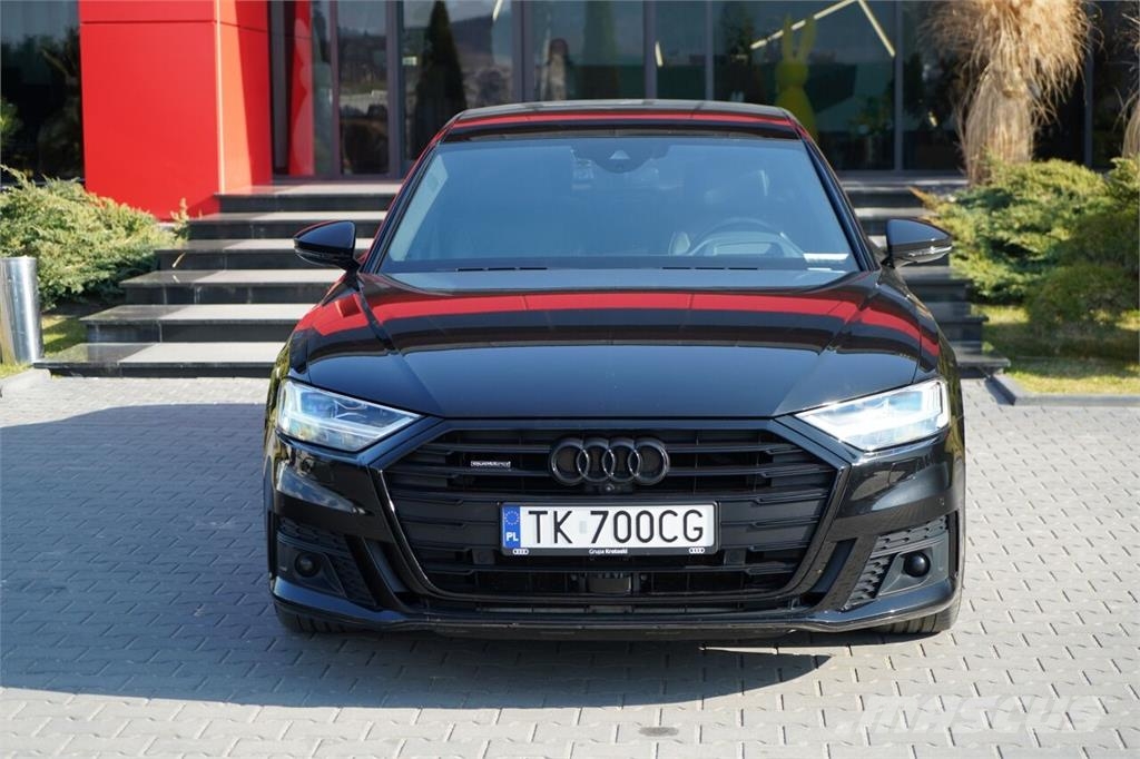 Audi A8 Lengvieji automobiliai