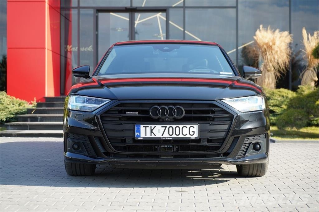 Audi A8 Lengvieji automobiliai