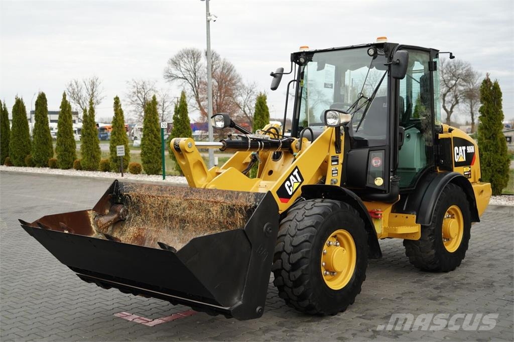 CAT 906M Ładowarki kołowe