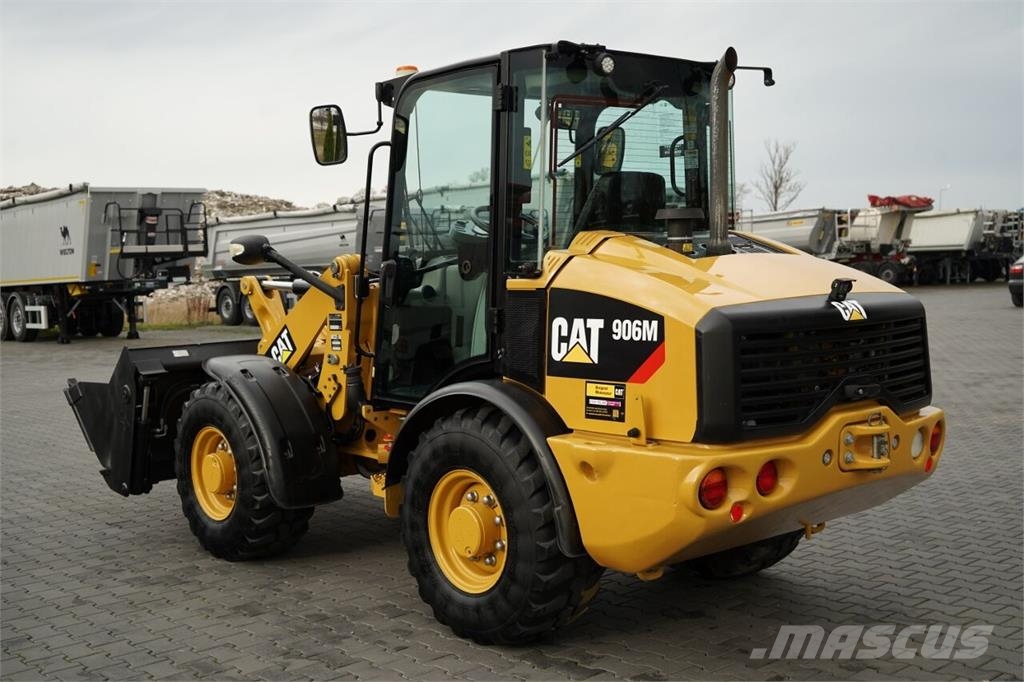 CAT 906M Ładowarki kołowe
