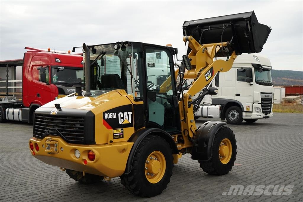 CAT 906M Ładowarki kołowe