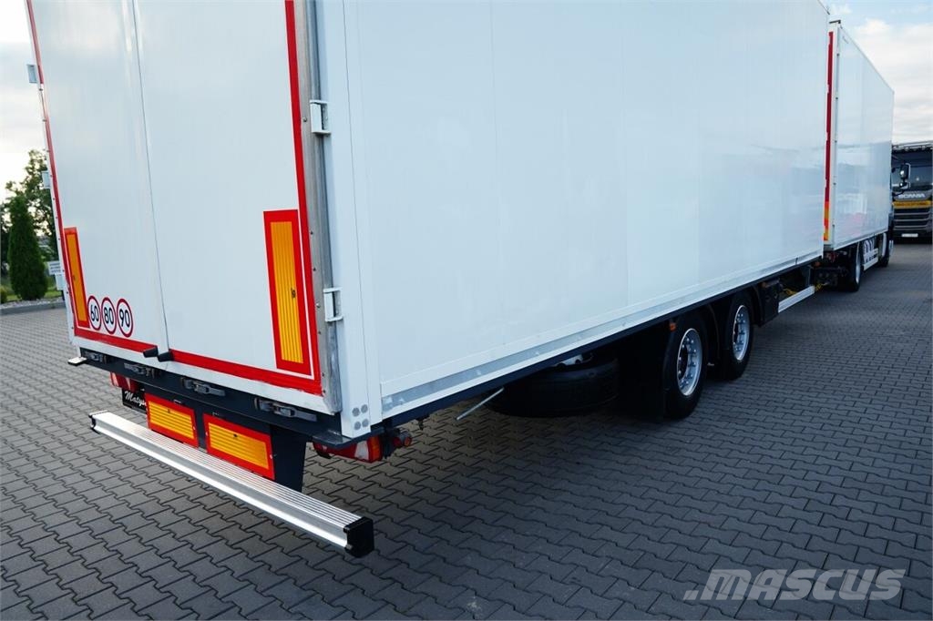 DAF CF 450 / ZESTAW TANDEM 120 M3 / PRZEJAZDOWY / KONT Camiones caja cerrada