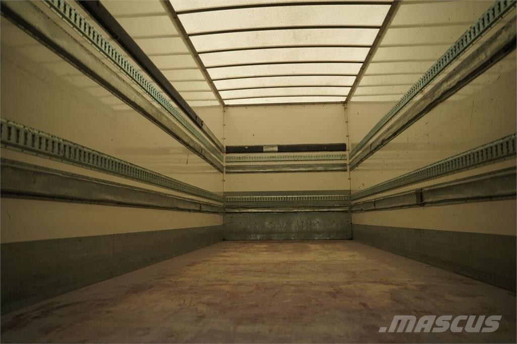 DAF LF 210 Furgons