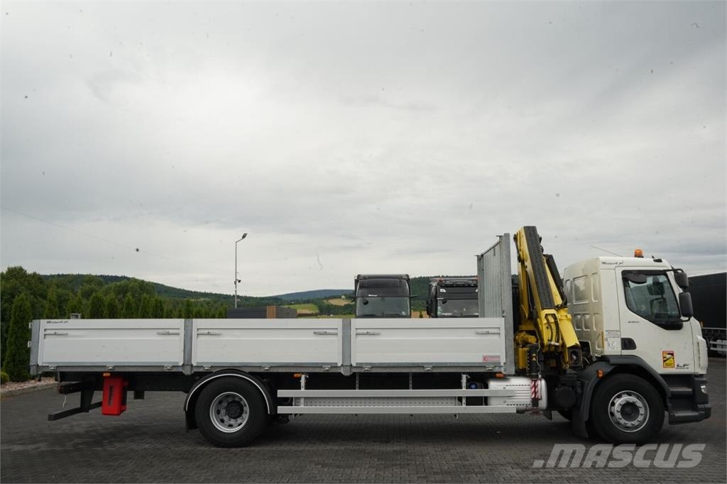 DAF LF 260 / 4X2 / SKRZYNIOWY - 7.30 + HDS HYVA HC 153 Ciężarówki typu Platforma / Skrzynia