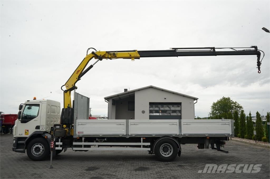 DAF LF 260 / 4X2 / SKRZYNIOWY - 7.30 + HDS HYVA HC 153 Ciężarówki typu Platforma / Skrzynia