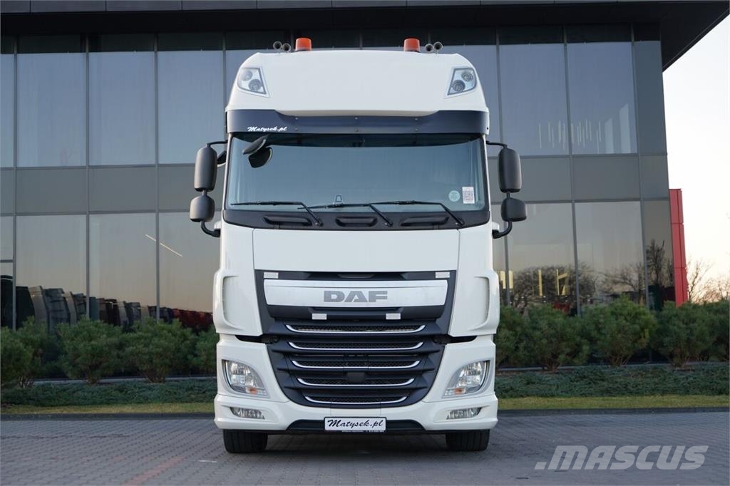 DAF XF 460 / SUPER SPACE CAB / MEGA / EURO 6 / LOW DEC 曳引機組件