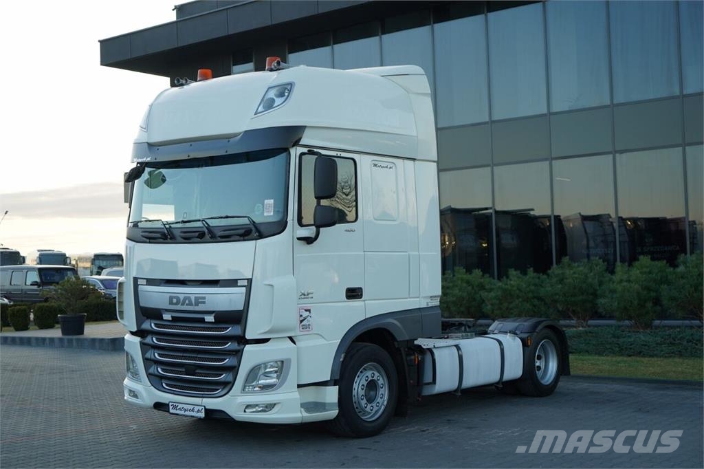 DAF XF 460 / SUPER SPACE CAB / MEGA / EURO 6 / LOW DEC 曳引機組件