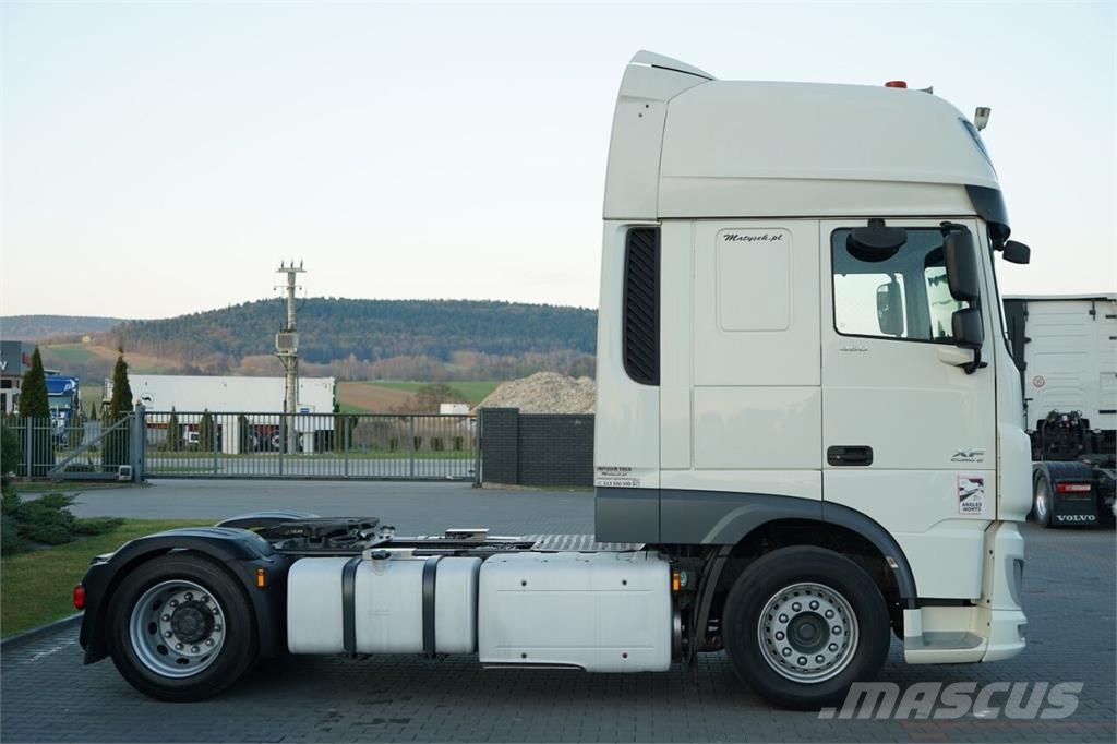 DAF XF 460 / SUPER SPACE CAB / MEGA / EURO 6 / LOW DEC 曳引機組件