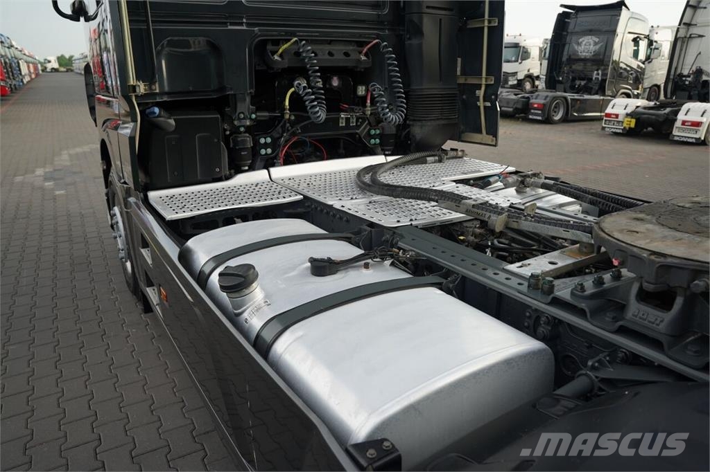 DAF XF 480 트랙터 유닛