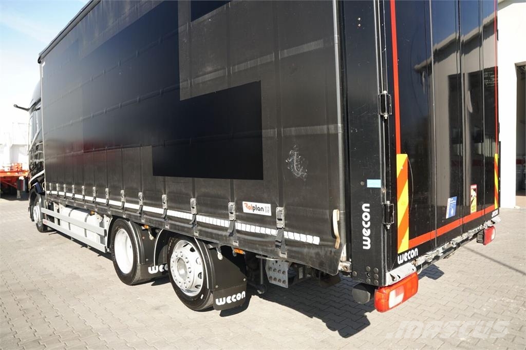 DAF XG 480 Caminhões com cortinas laterais