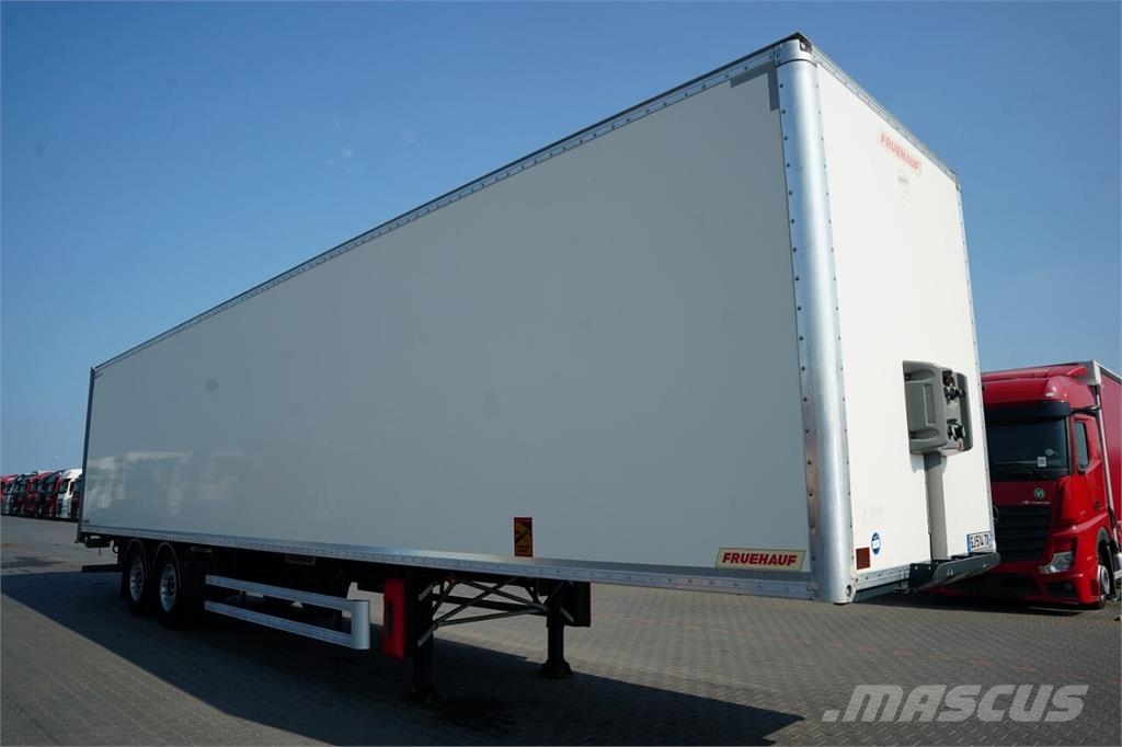 Fruehauf Dengtos puspriekabės